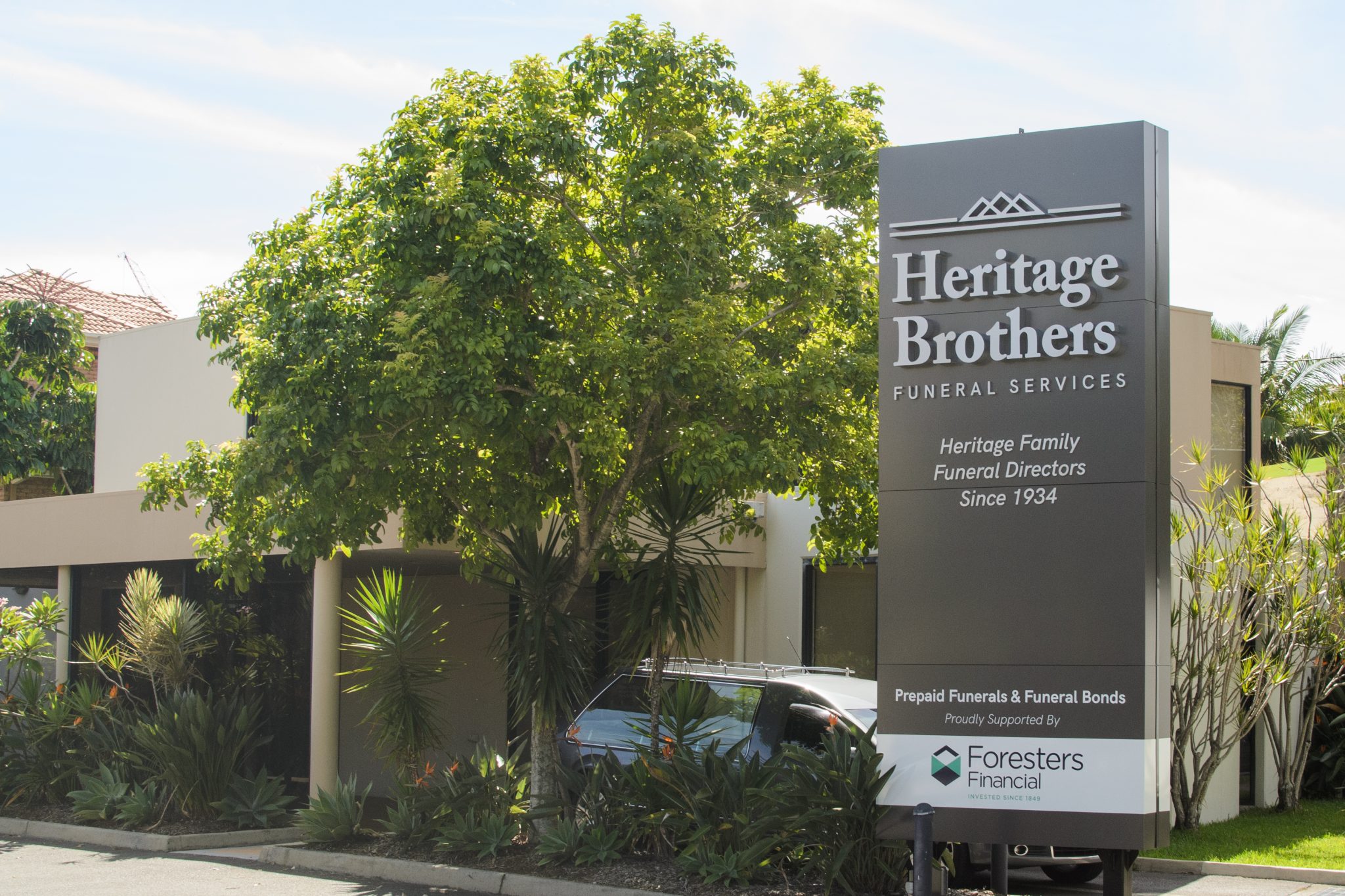 Funeral Directors Gold Coast - Heritage Brothers Funeral Services