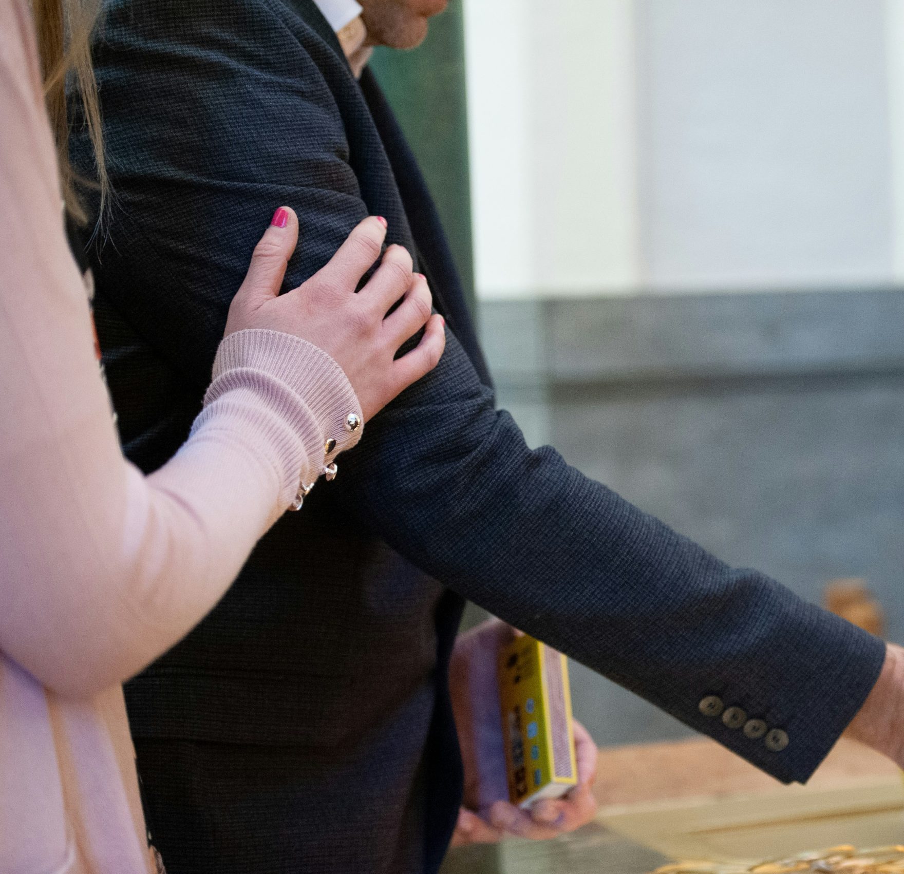 The role of a celebrant vs funeral director